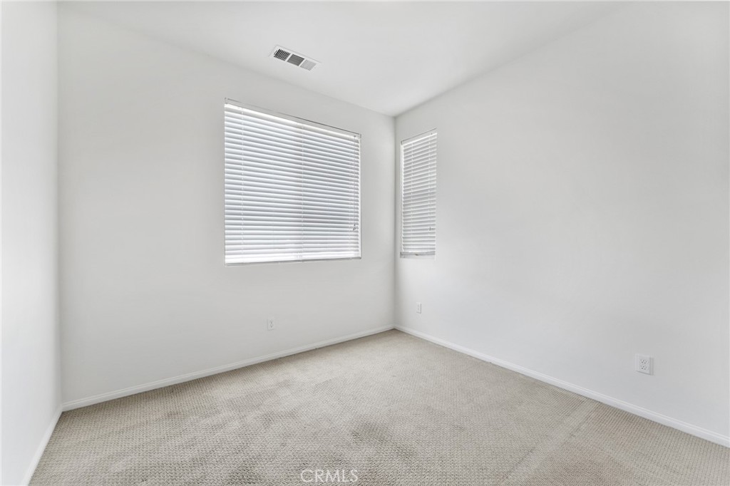 MLS #AR25251919 image #13