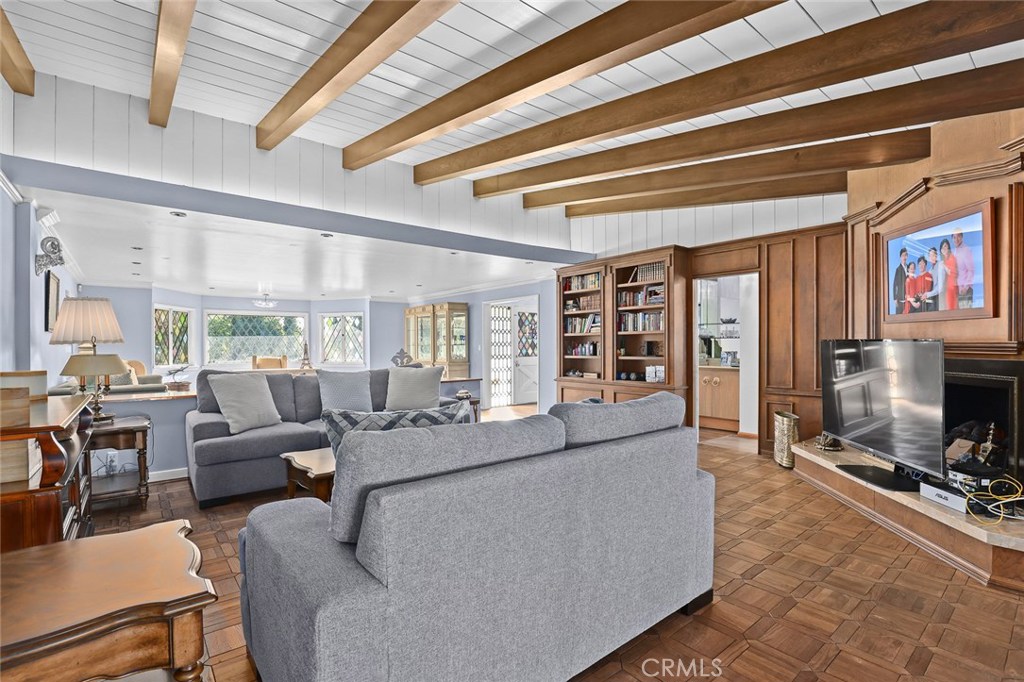 MLS #AR25253313 image #9