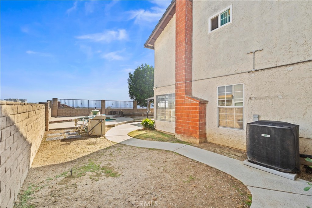 MLS #AR25254133 image #16