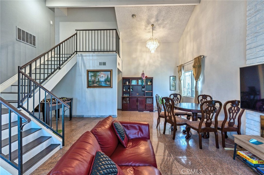 MLS #AR25254459 image #7