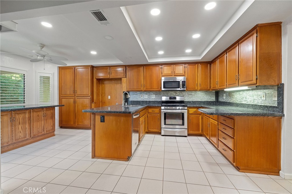 MLS #AR25258903 image #15