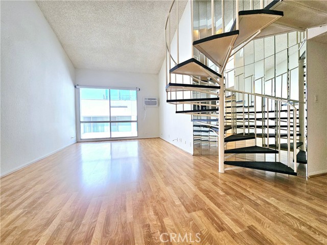 MLS #AR25259671 image #2