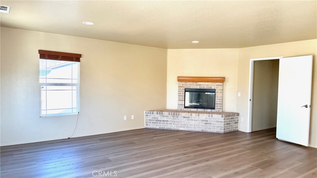 MLS #AR25260419 image #7