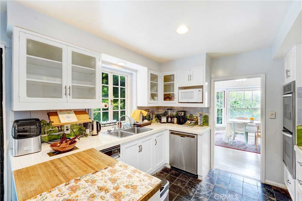 MLS #AR25261105 image #21