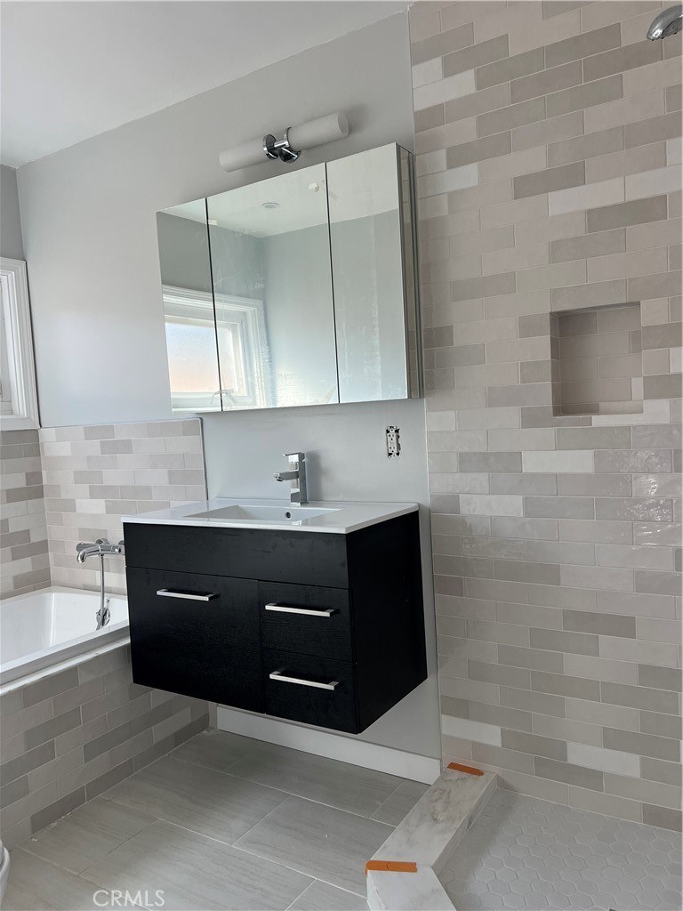 MLS #AR25266025 image #3