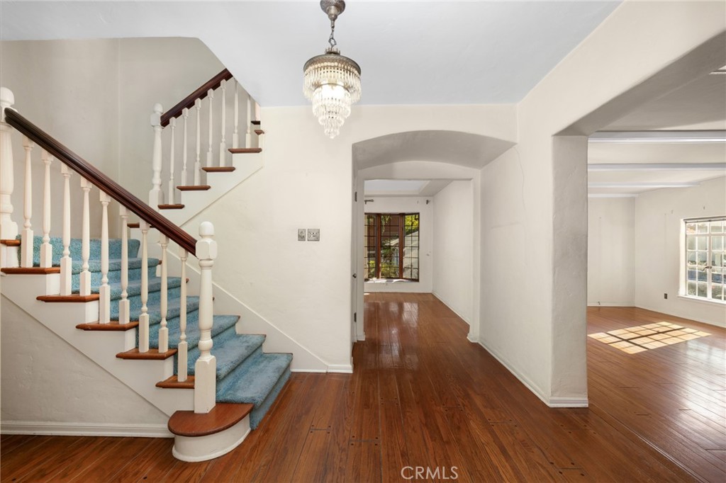 MLS #AR25267875 image #10