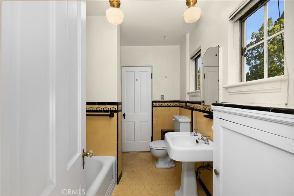 MLS #AR25267875 image #30