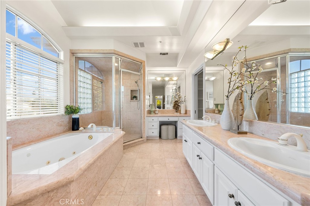 MLS #AR25269740 image #33