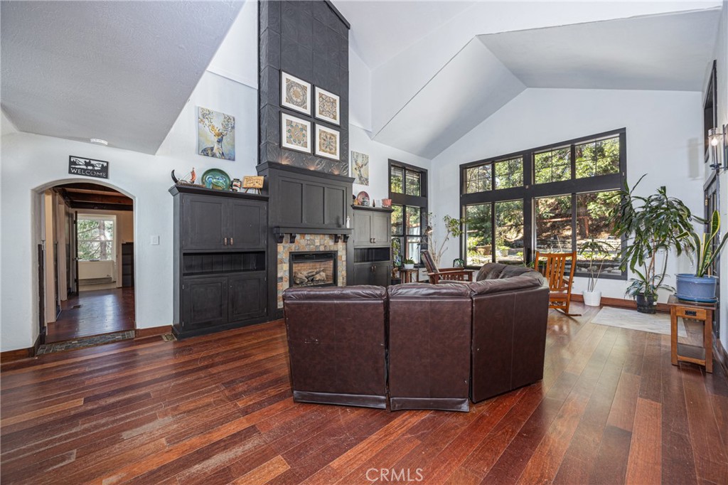 MLS #AR25273181 image #6