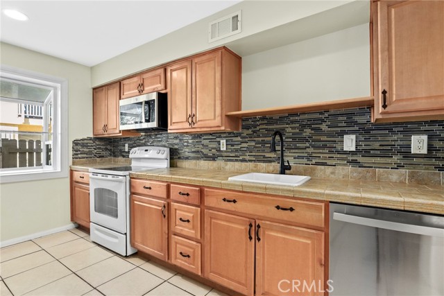 MLS #BB25217492 image #11