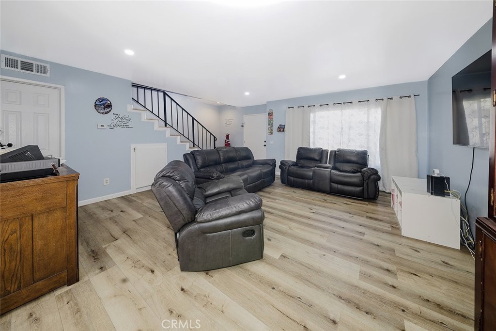 MLS #BB25257646 image #4