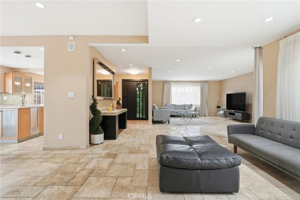 MLS #BB25259496 image #8