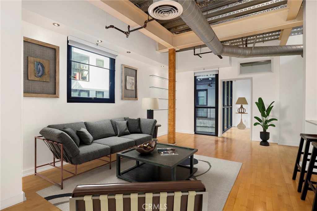 MLS #BB25260510 image #2