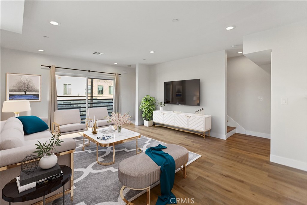 MLS #BB25262032 image #2