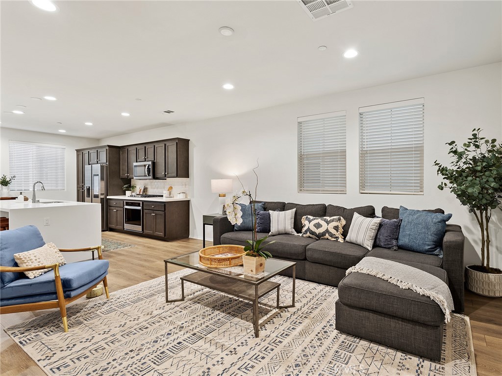 MLS #BB25262344 image #16