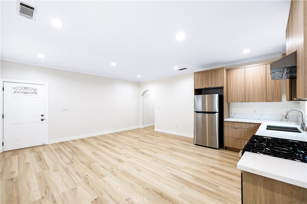 MLS #BB25262899 image #6