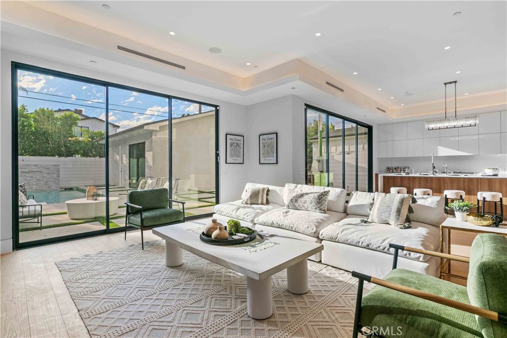 MLS #BB25270041 image #9