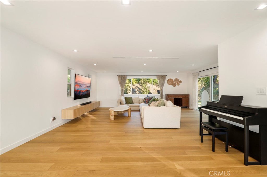 MLS #BB25270285 image #7