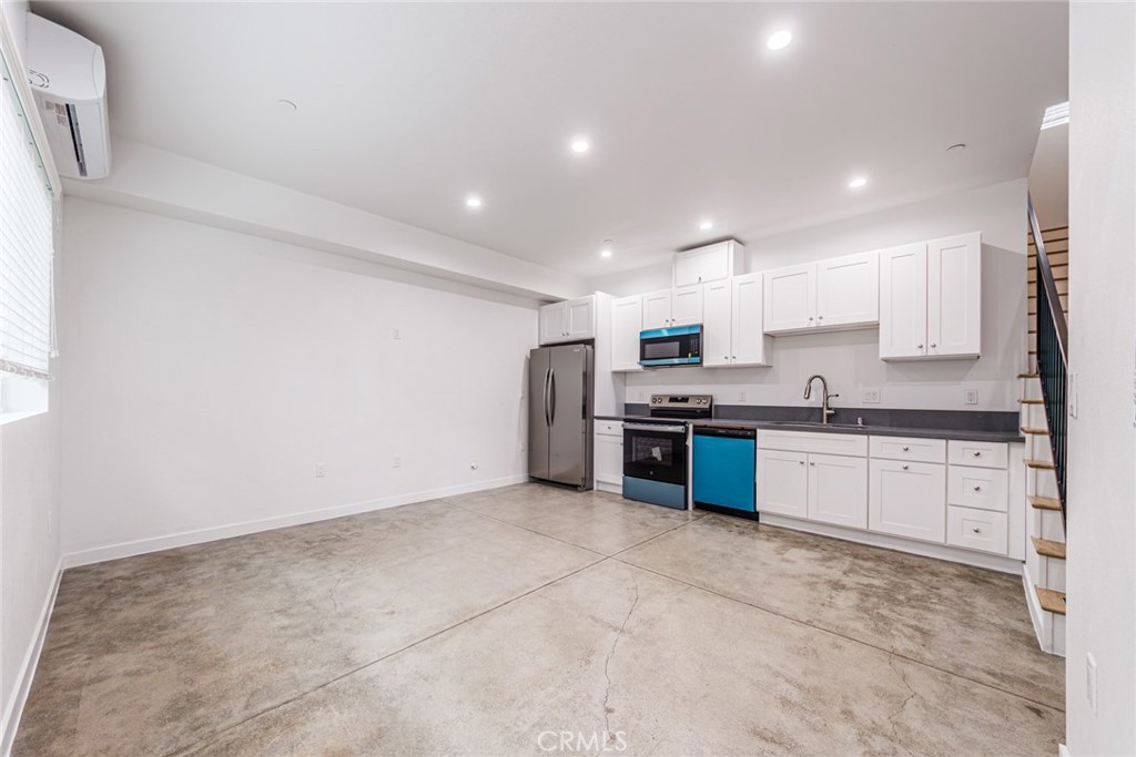 MLS #BB25270753 image #1