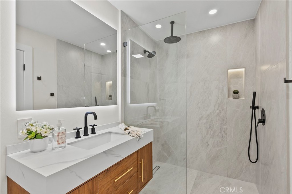 MLS #BB25270787 image #36