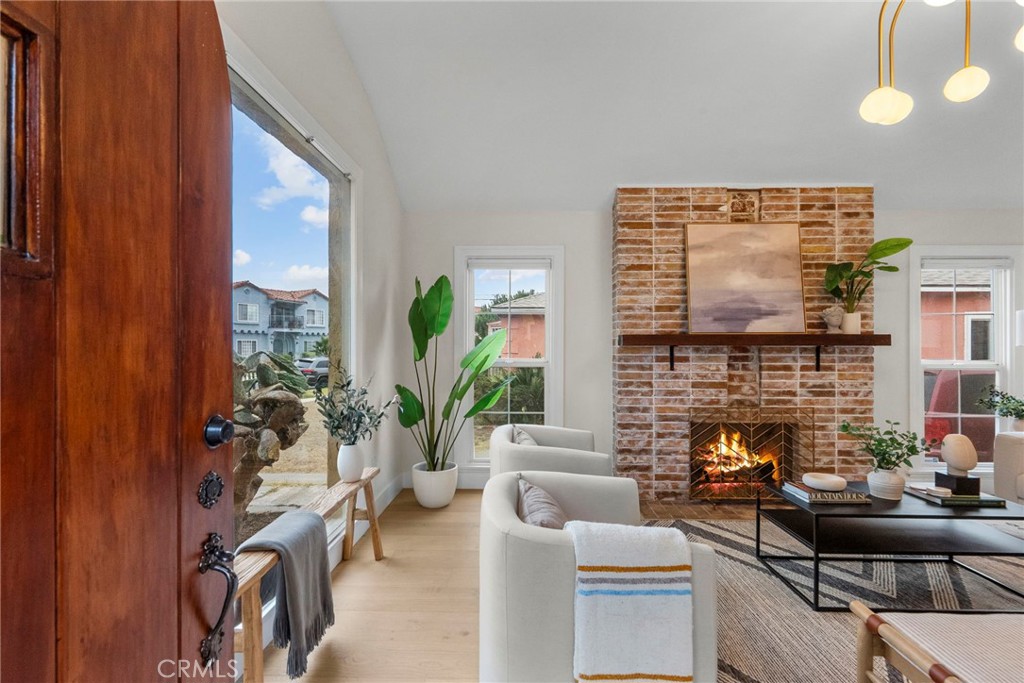 MLS #BB25270787 image #6