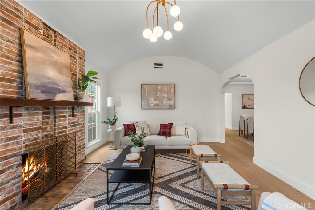 MLS #BB25270787 image #8