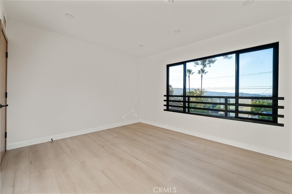 MLS #BB25270990 image #29