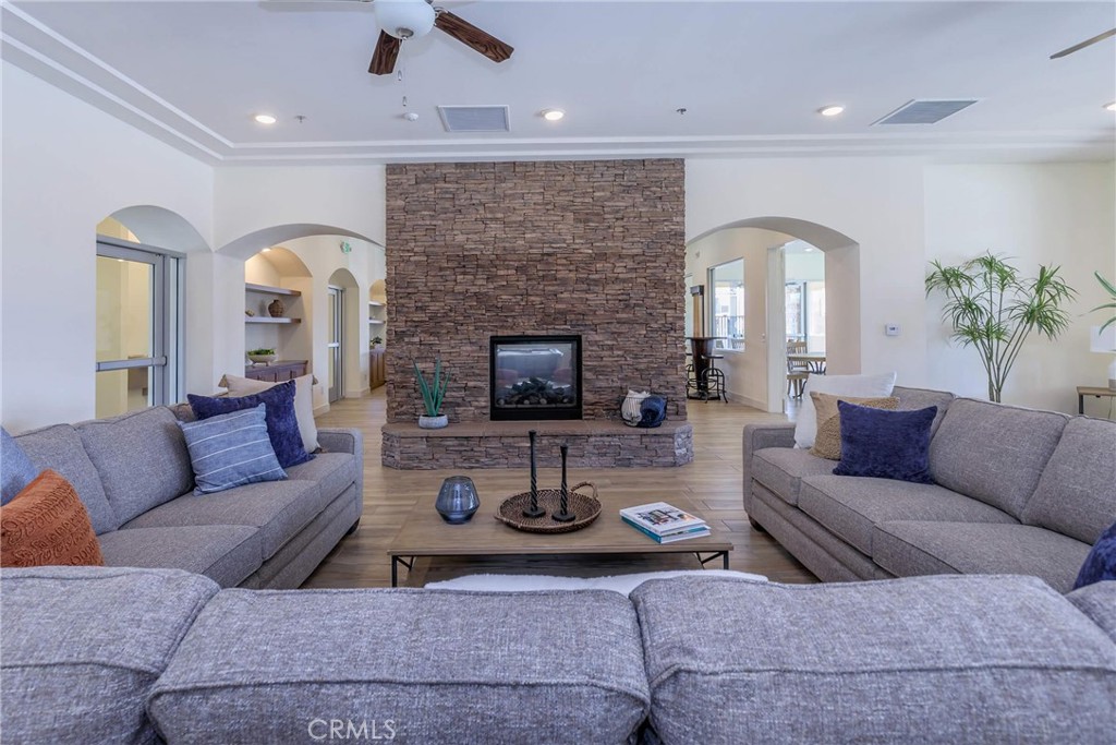 MLS #CV23041665 image #3