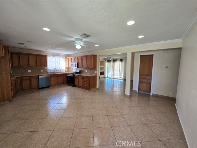 MLS #CV24227428 image #4