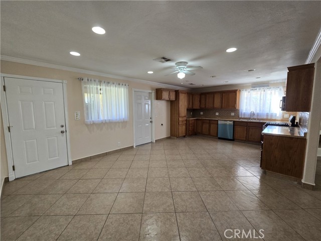 MLS #CV24227428 image #5