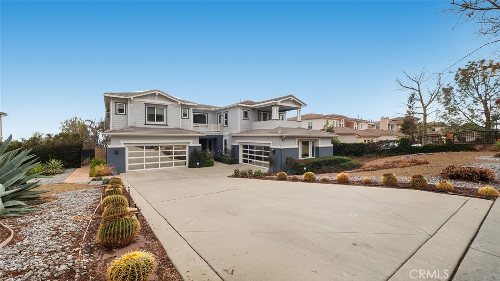 MLS #CV25035661 image #1