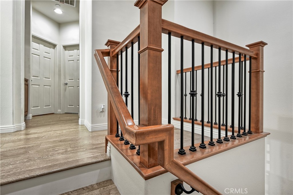 MLS #CV25037321 image #8