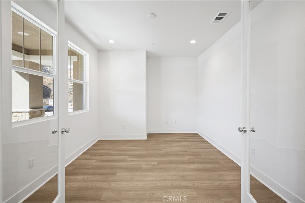 MLS #CV25057026 image #11