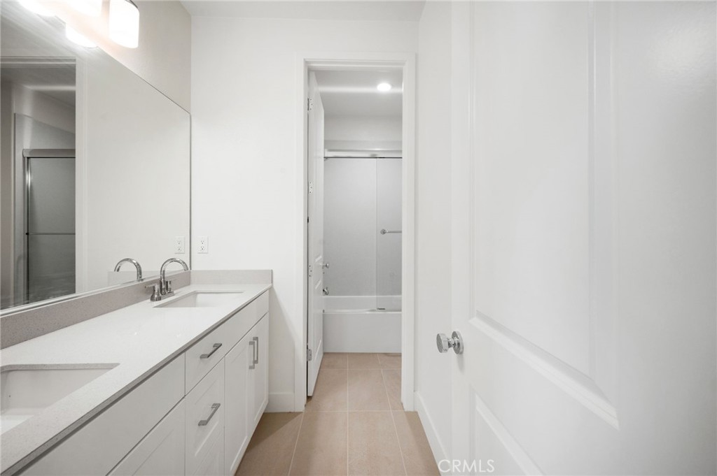 MLS #CV25057026 image #33