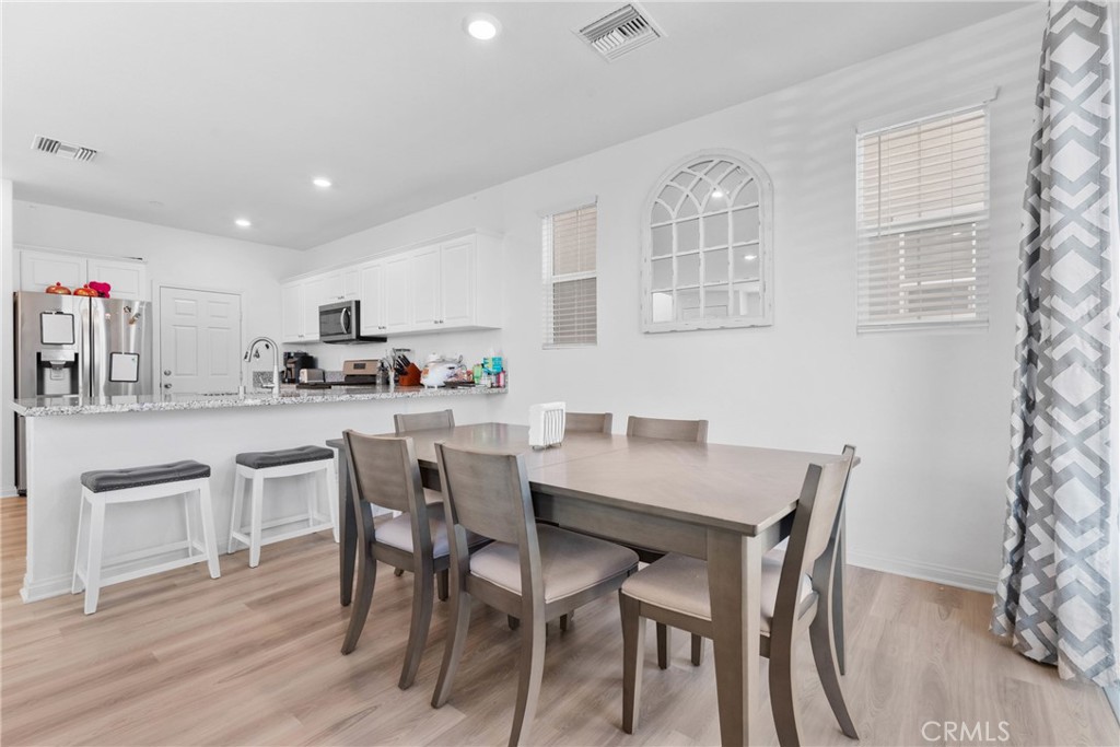 MLS #CV25102472 image #4