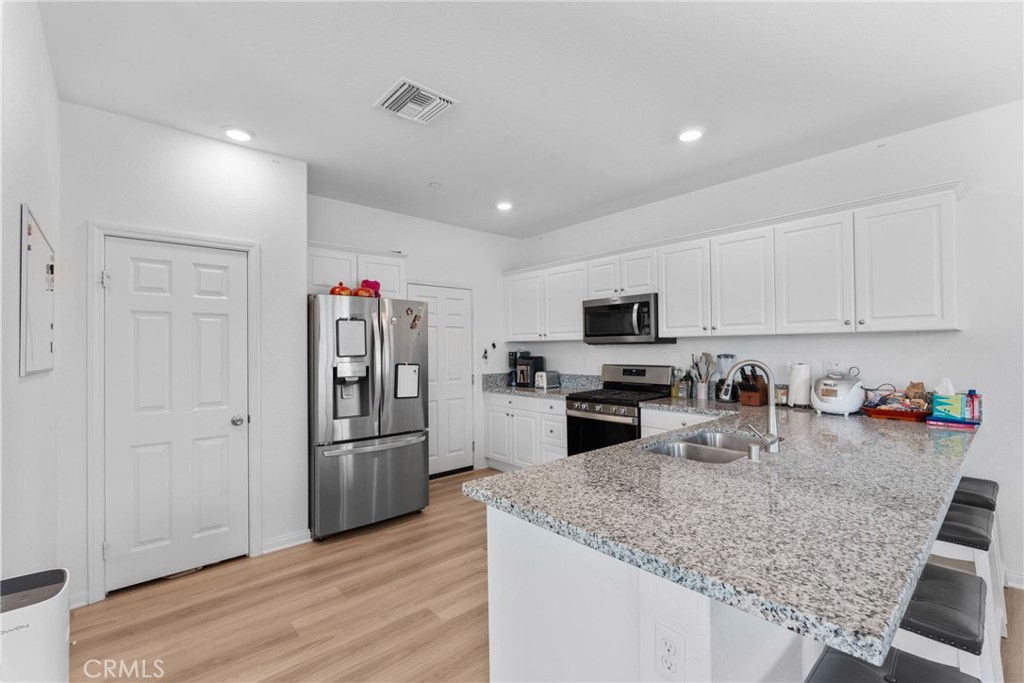 MLS #CV25102472 image #7