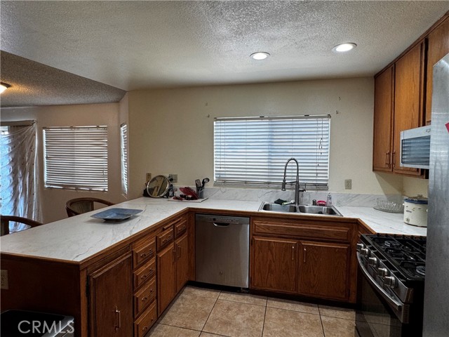 MLS #CV25110905 image #10