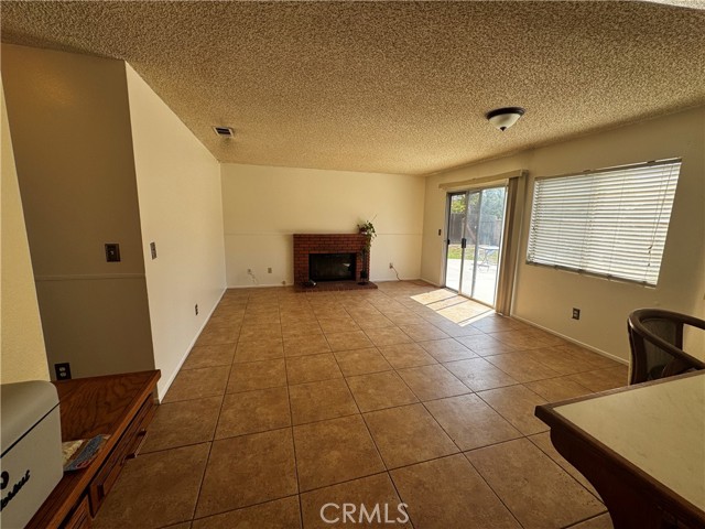 MLS #CV25110905 image #11