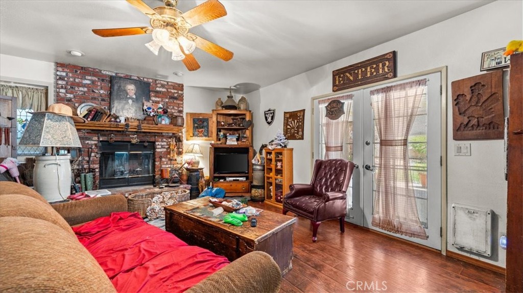 MLS #CV25112711 image #8