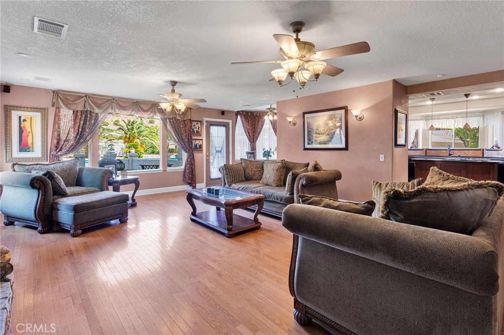 MLS #CV25115494 image #19