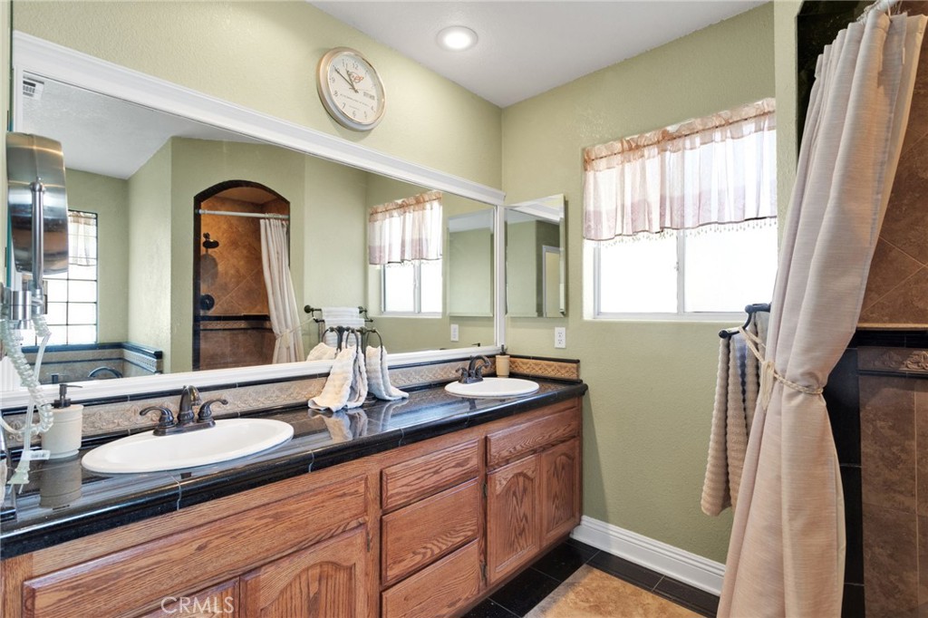 MLS #CV25115494 image #35