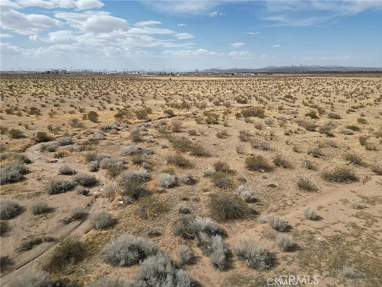 MLS #CV25121947 image #10