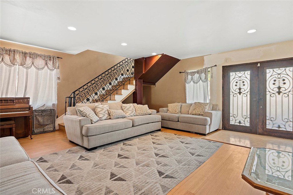 MLS #CV25126729 image #4