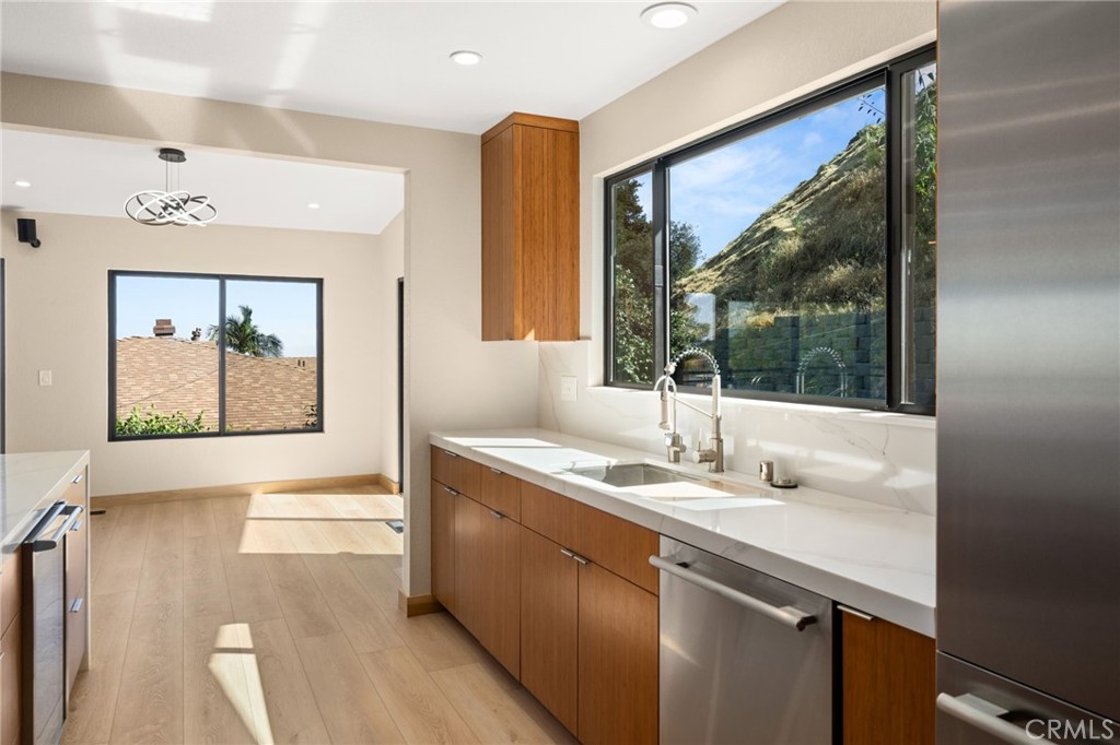 MLS #CV25137132 image #21