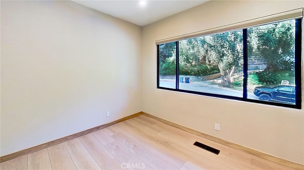 MLS #CV25137132 image #27