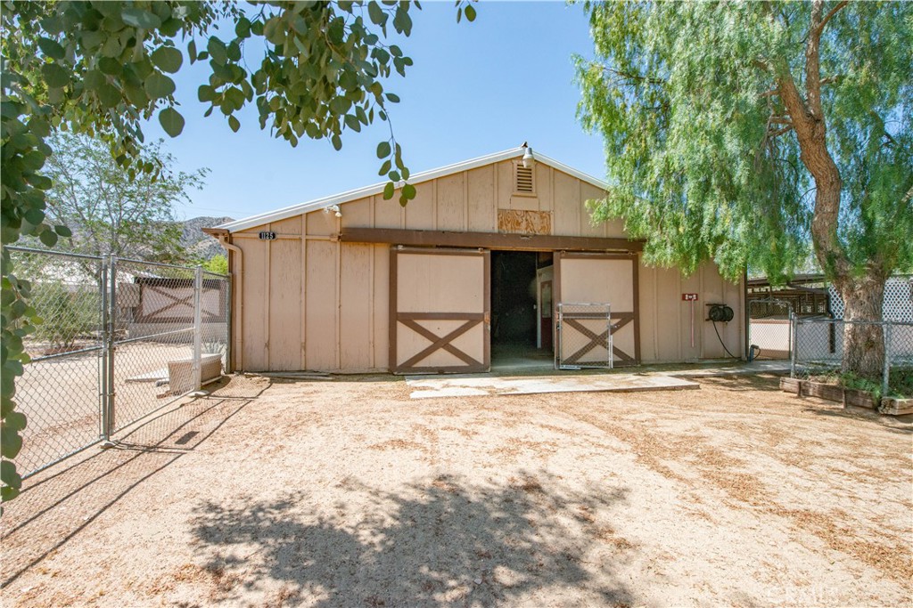 MLS #CV25147251 image #24