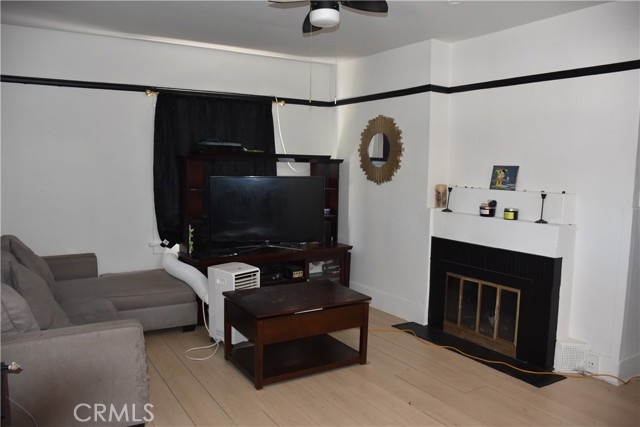 MLS #CV25147913 image #5