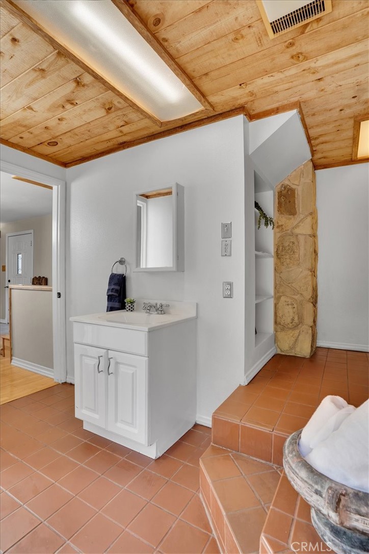 MLS #CV25152976 image #53