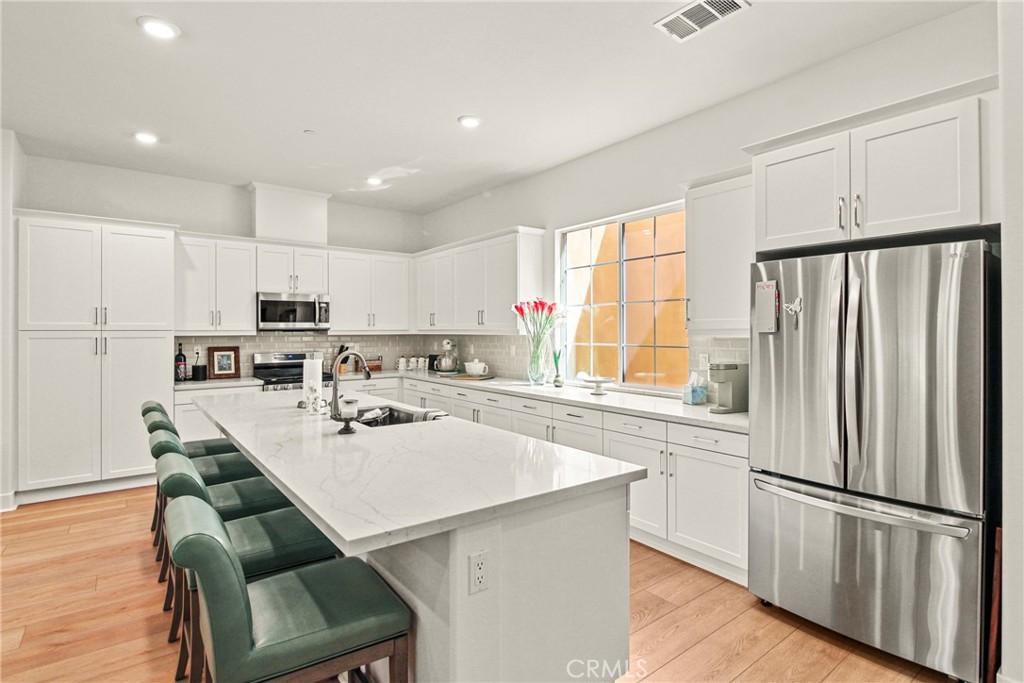 MLS #CV25161410 image #13