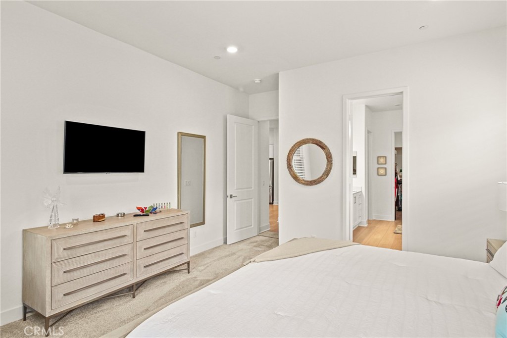 MLS #CV25161410 image #16